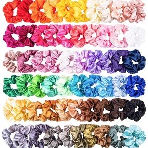 3 MYSTERY SATIN SCRUNCHIES BOX (VSCO)